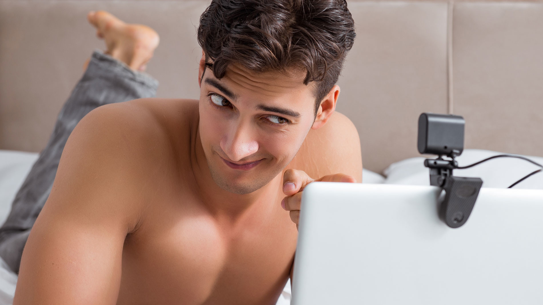 If Your Husband Watches Cam Sites, Is That Cheating? Here’s What Actually Matters